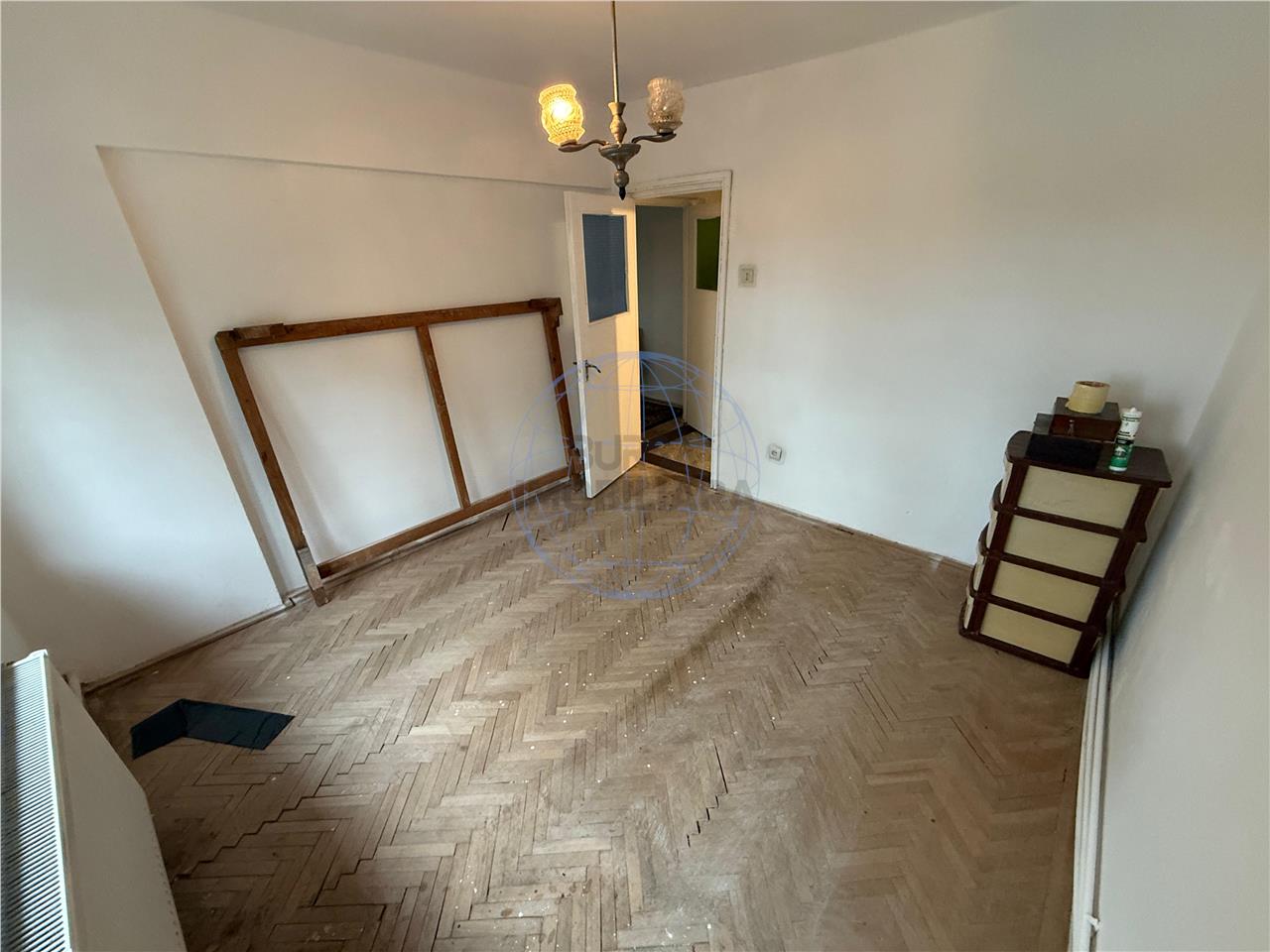 APARTAMENT 2 CAMERE, BARSEI GARA