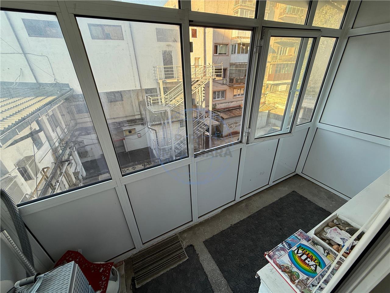 APARTAMENT 3 CAMERE, ETAJ 1, REPUBLICI