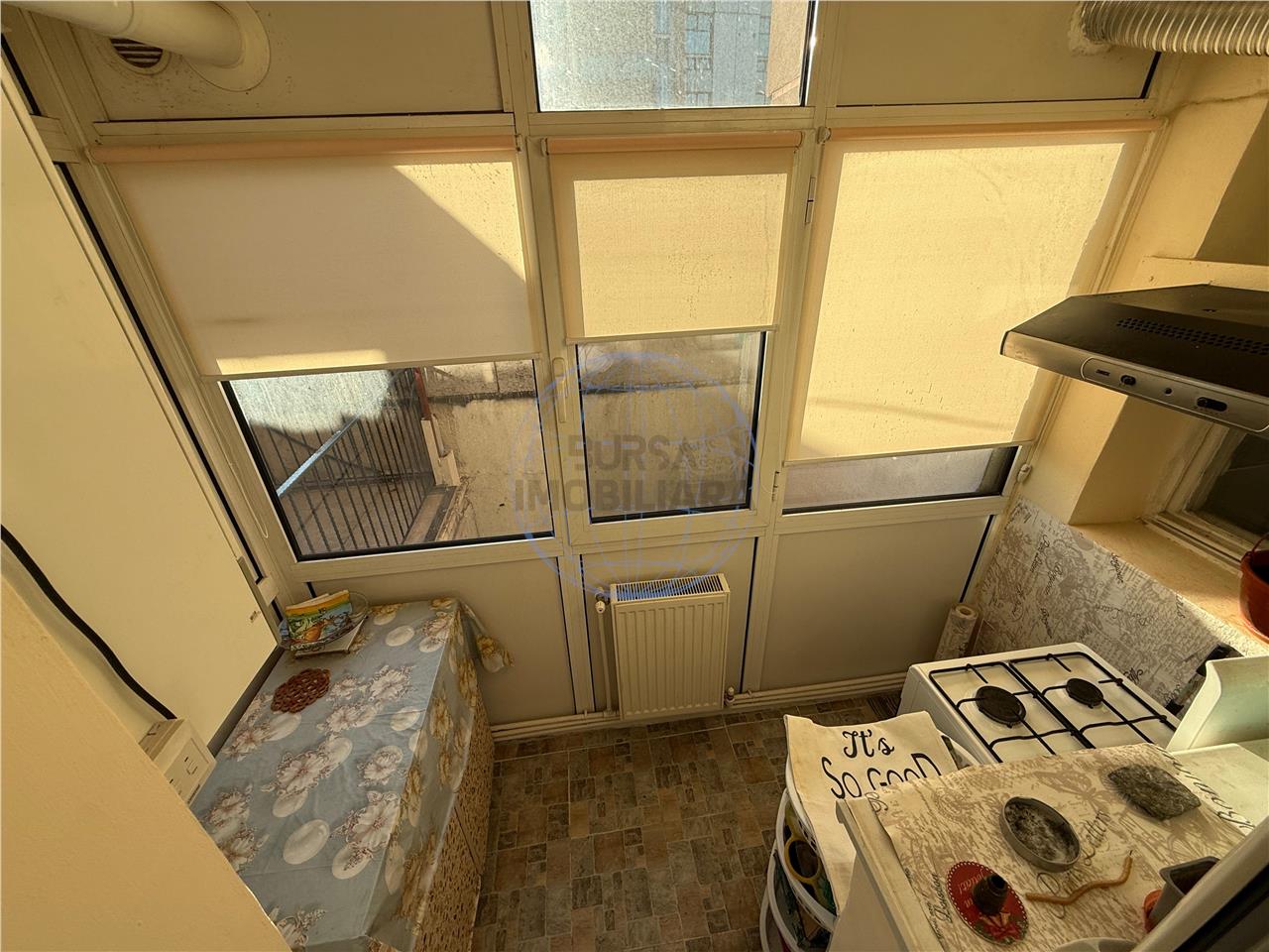 APARTAMENT 3 CAMERE, ETAJ 1, REPUBLICI