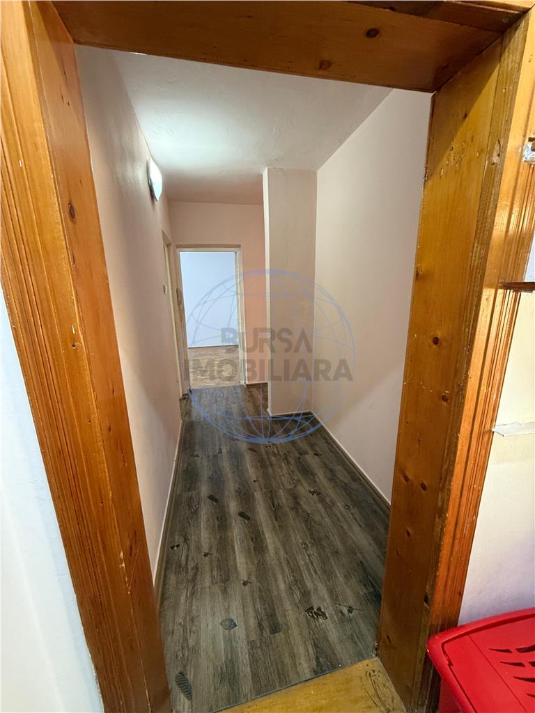 APARTAMENT 3 CAMERE, ETAJ 1, REPUBLICI