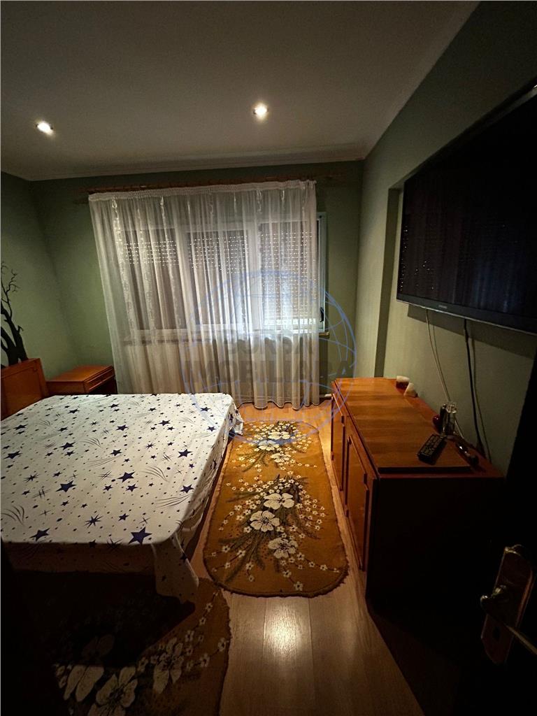 APARTAMENT 3 CAMERE  STRADA BIRSEI
