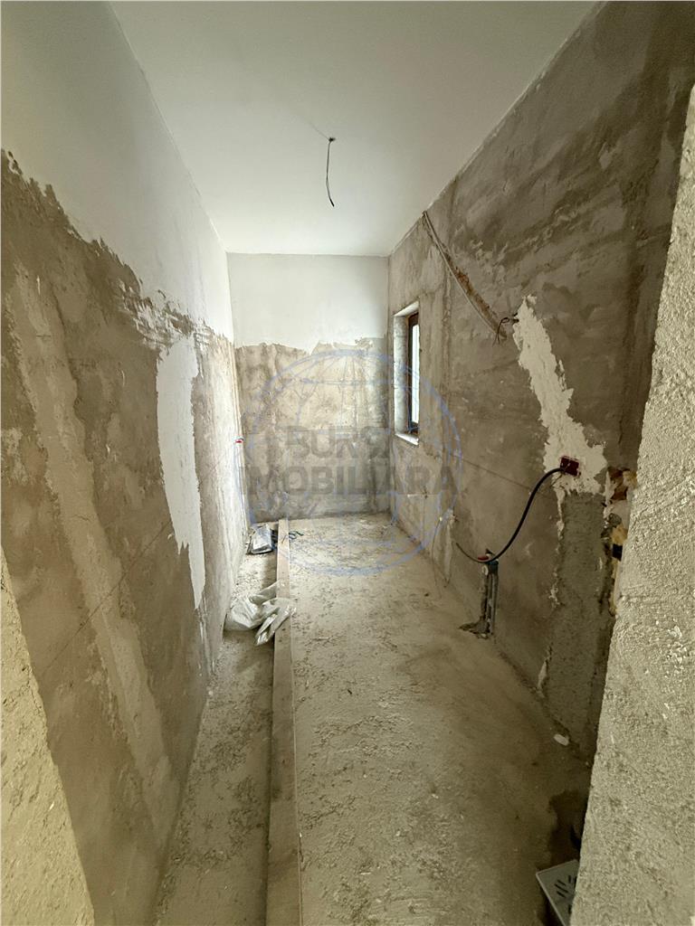 CASA P+E LA STADIU DE FINISAJE,  STR. CUZA VODA,  ZONA PETRESTI