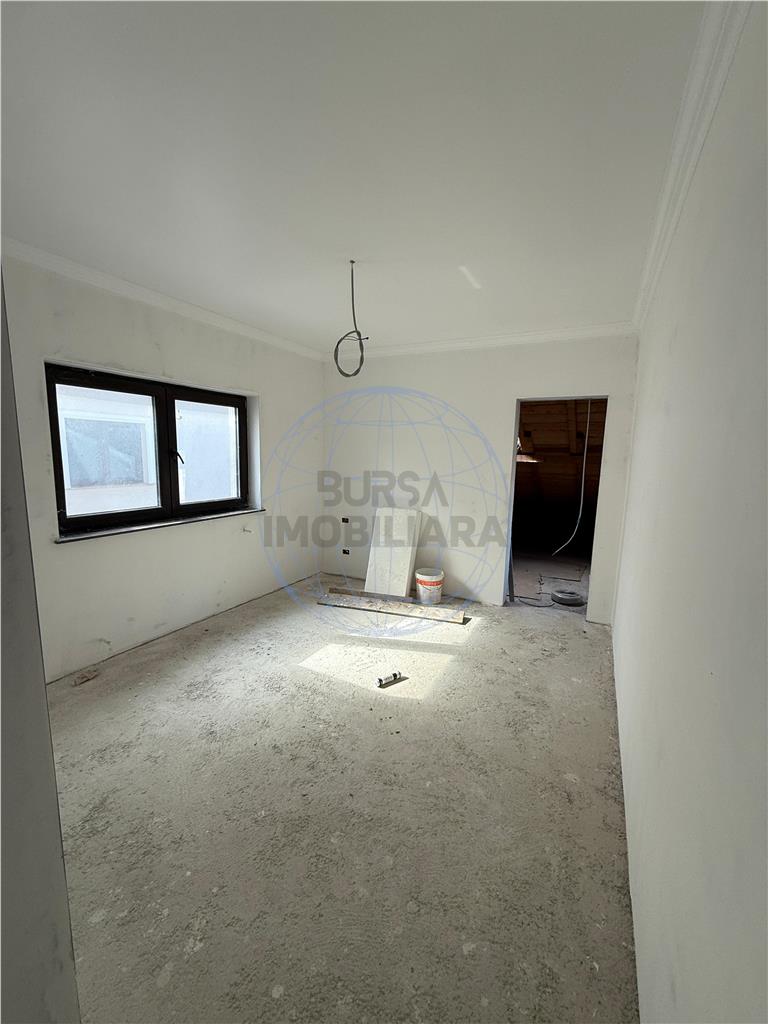 CASA P+E LA STADIU DE FINISAJE,  STR. CUZA VODA,  ZONA PETRESTI