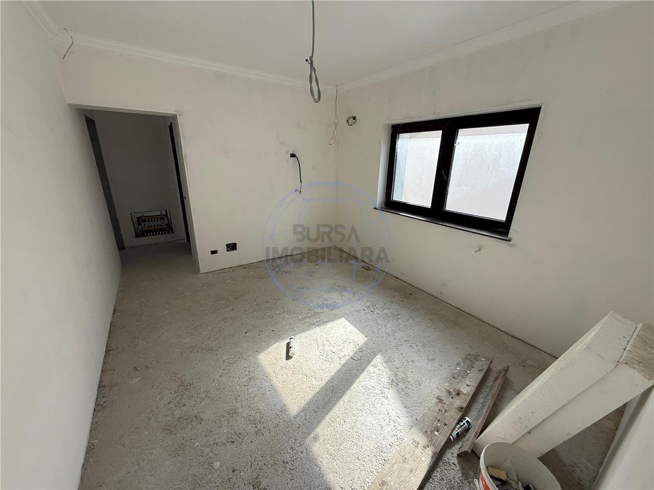CASA P+E LA STADIU DE FINISAJE,  STR. CUZA VODA,  ZONA PETRESTI