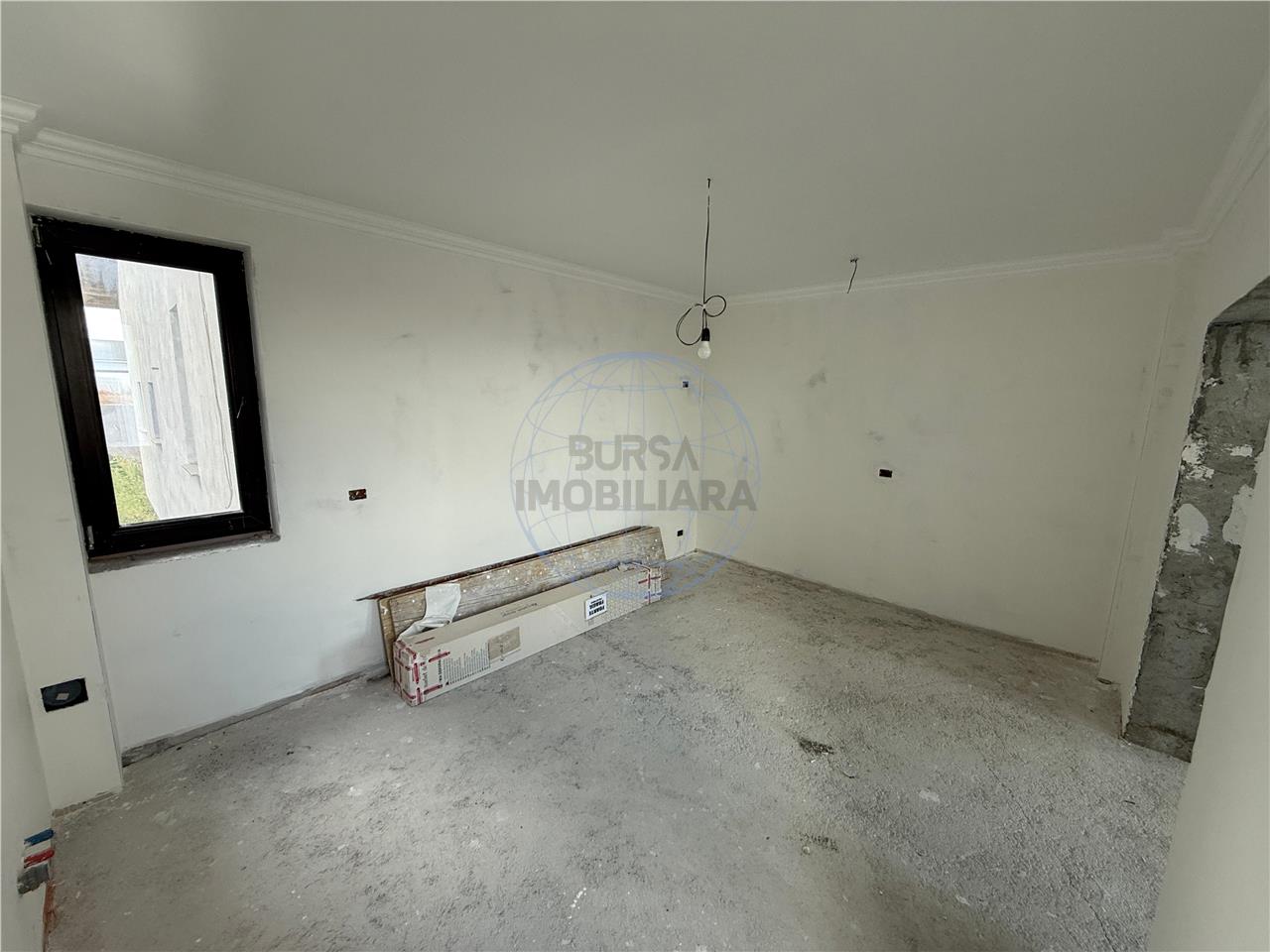 CASA P+E LA STADIU DE FINISAJE,  STR. CUZA VODA,  ZONA PETRESTI