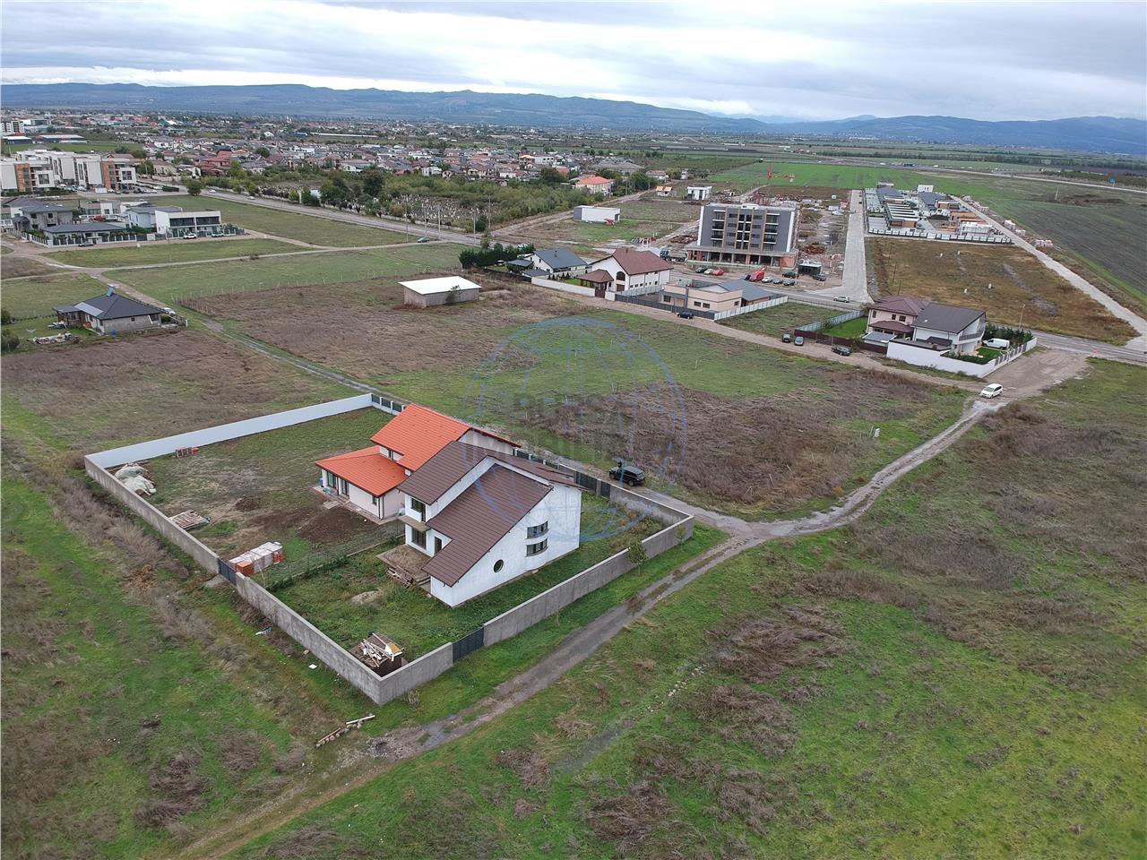 CASA P+E LA STADIU DE FINISAJE,  STR. CUZA VODA,  ZONA PETRESTI