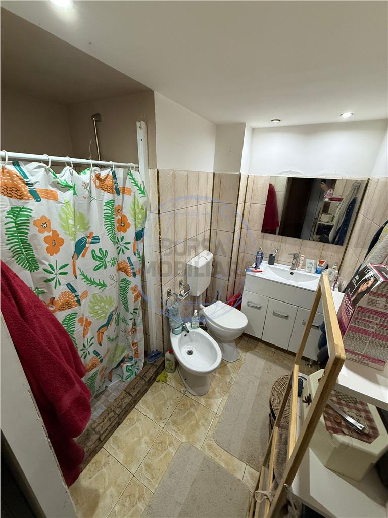 APARTAMENT 4 CAMERE, SCOALA 10
