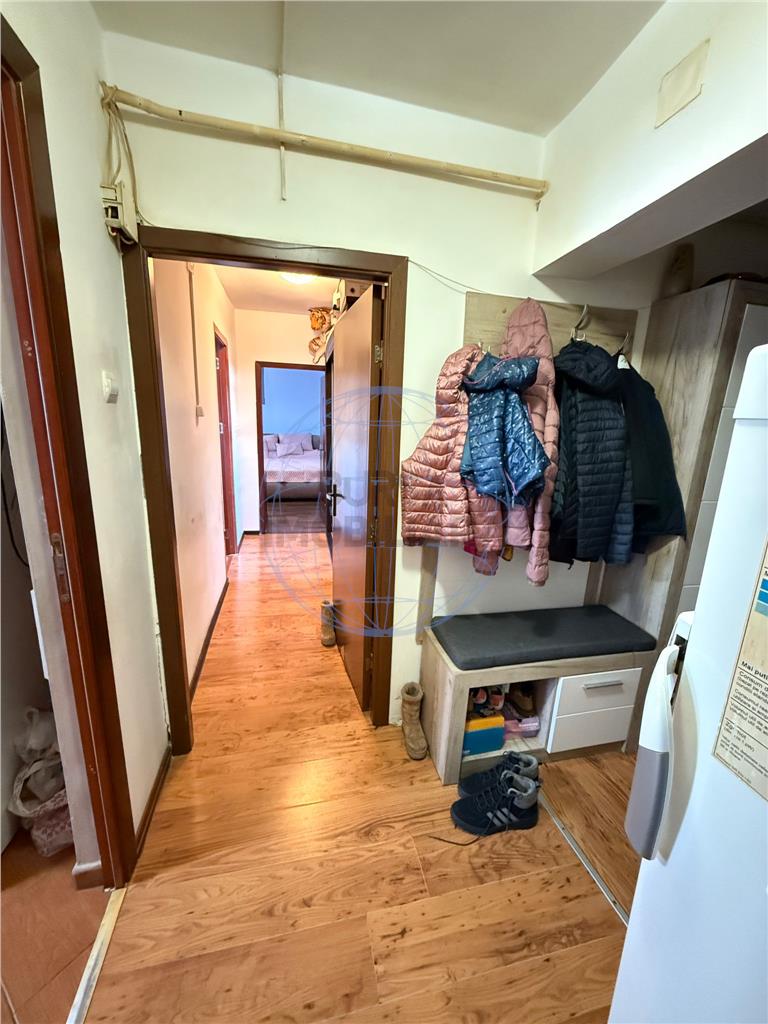 APARTAMENT 4 CAMERE, SCOALA 10