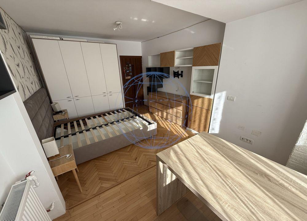Decebal Rond  3camere