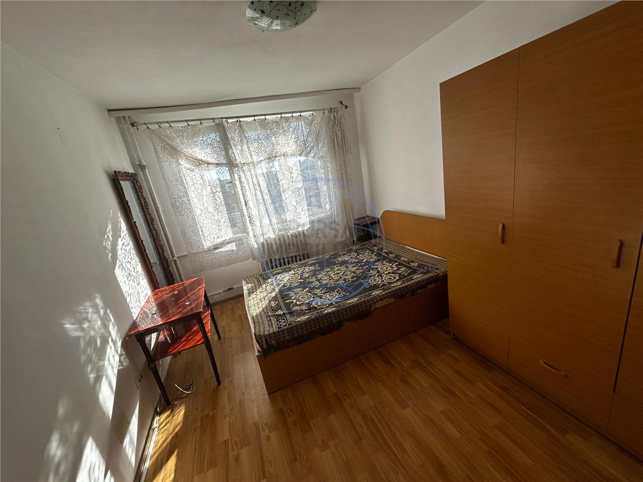 GARSONIERA ZONA GARA