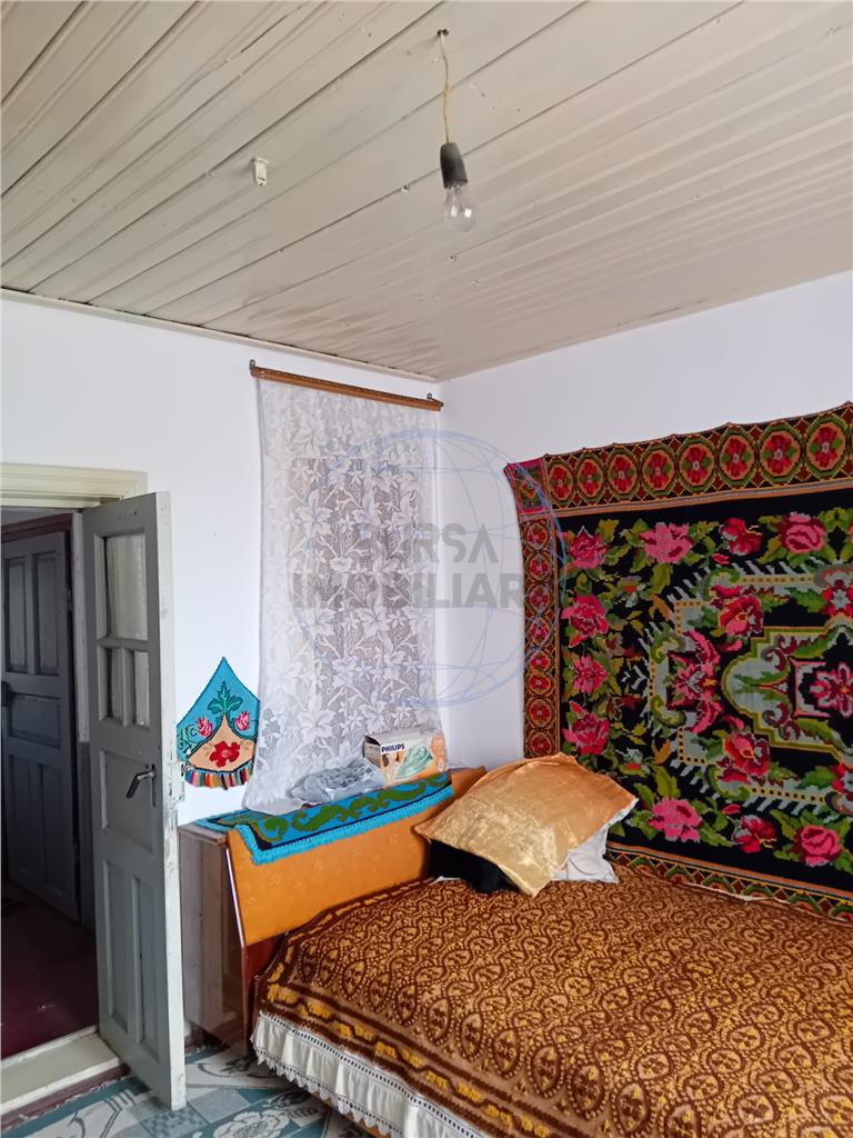 CASA SAT SPATAREASA