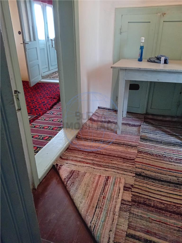 CASA SAT SPATAREASA