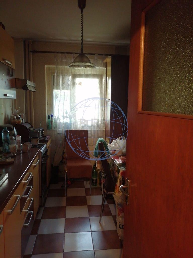 Dristor vanzare apartament 2camere