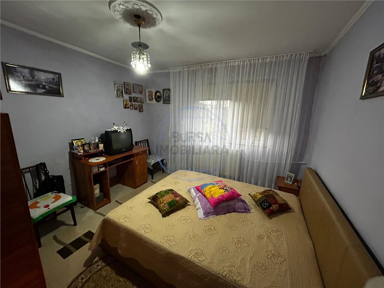 APARTAMENT 3 CAMERE SUD