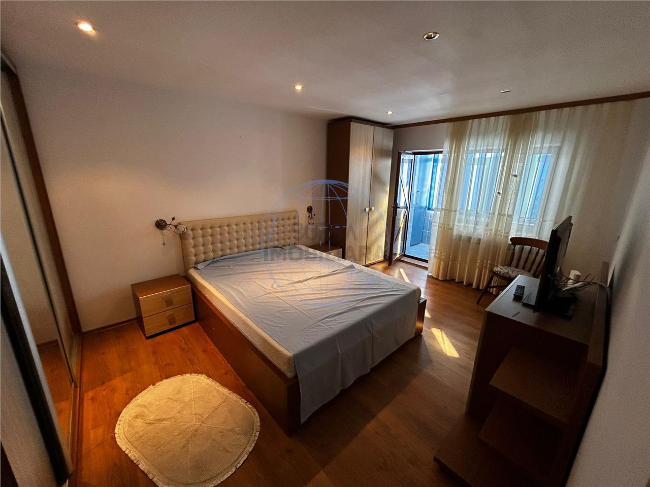 APARTAMENT 3 CAMERE ZONA GARA