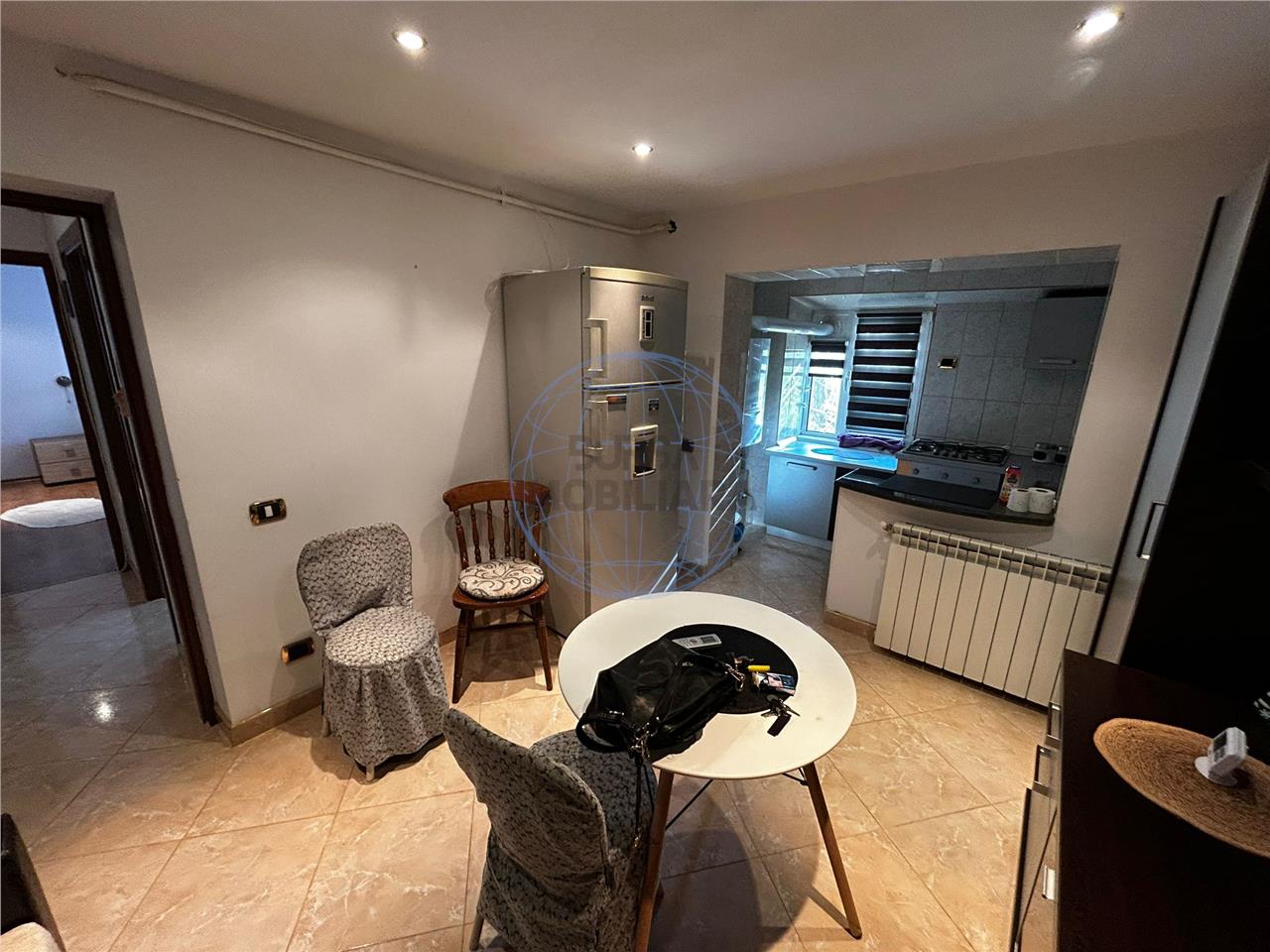 APARTAMENT 3 CAMERE ZONA GARA