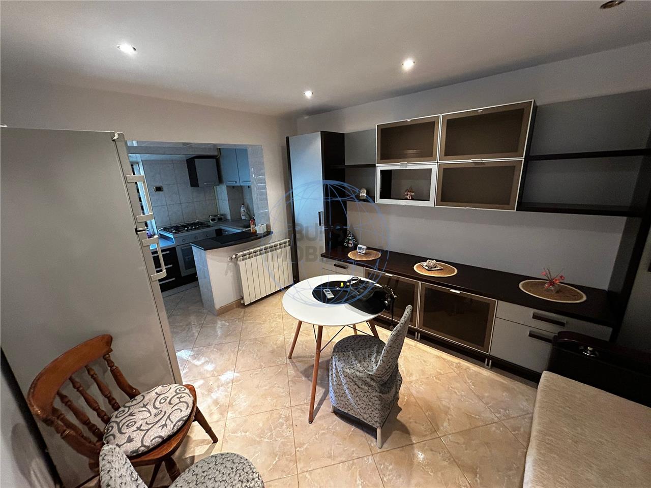 APARTAMENT 3 CAMERE ZONA GARA