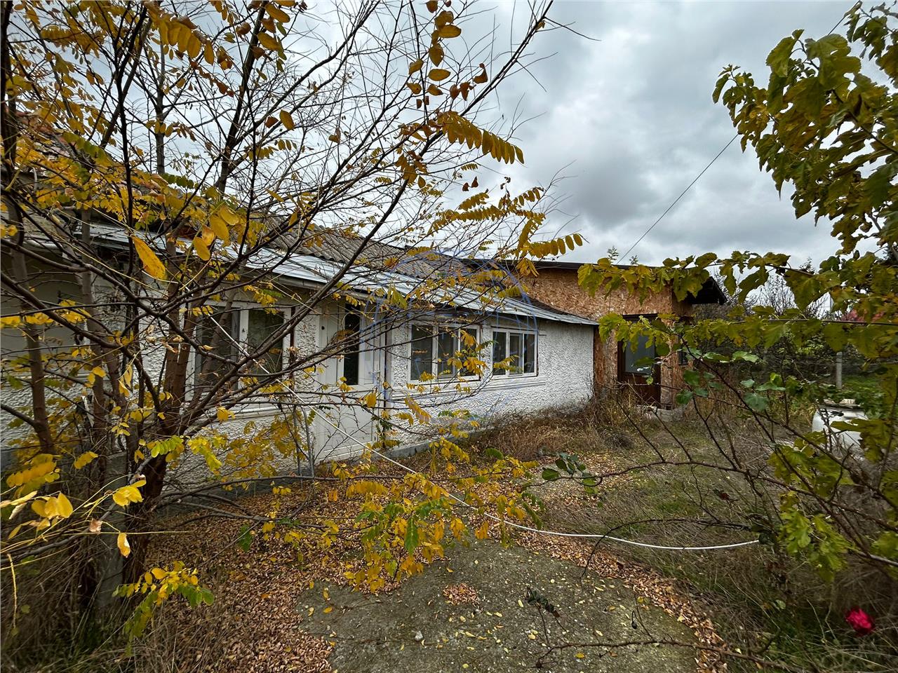 CASA BATRANEASCA LA 13 KM DE FOCSANI