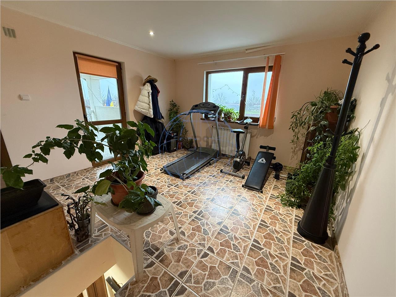 CASA P+1E CAMPINEANCA