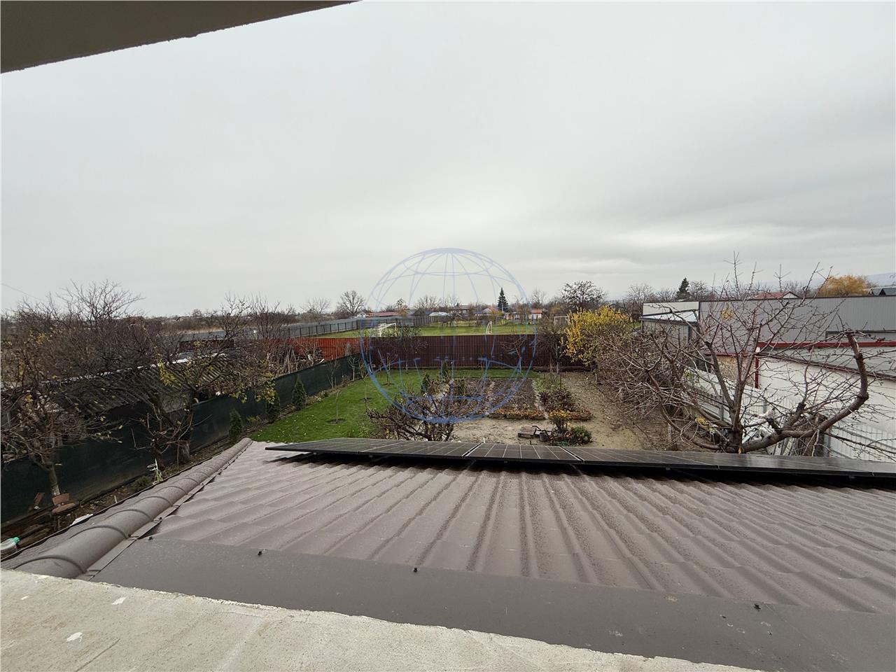 CASA P+1E CAMPINEANCA