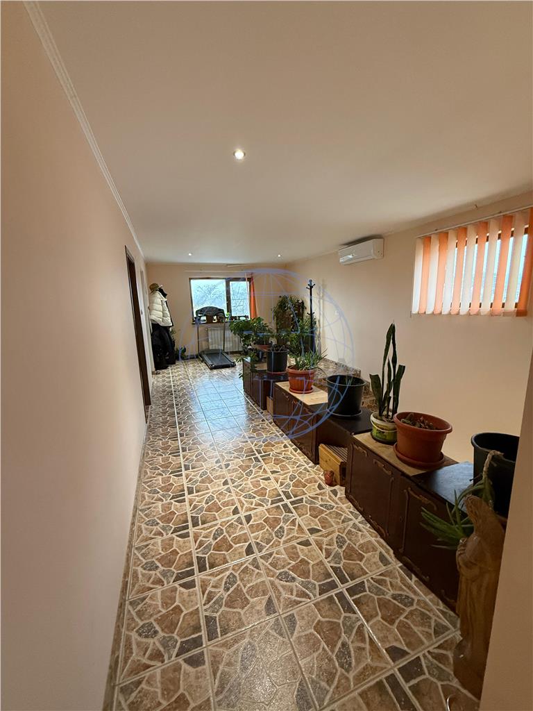 CASA P+1E CAMPINEANCA