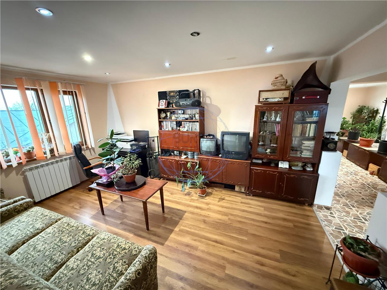 CASA P+1E CAMPINEANCA