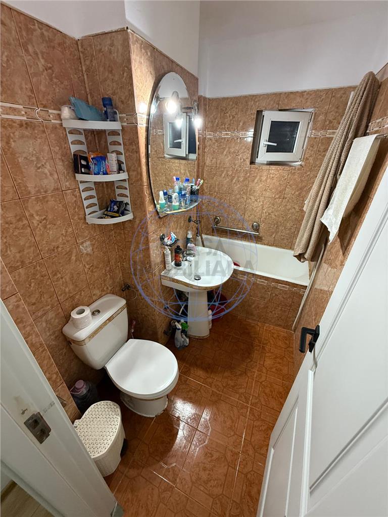 APARTAMENT 3 CAMERE, ETAJ 1, TEATRU