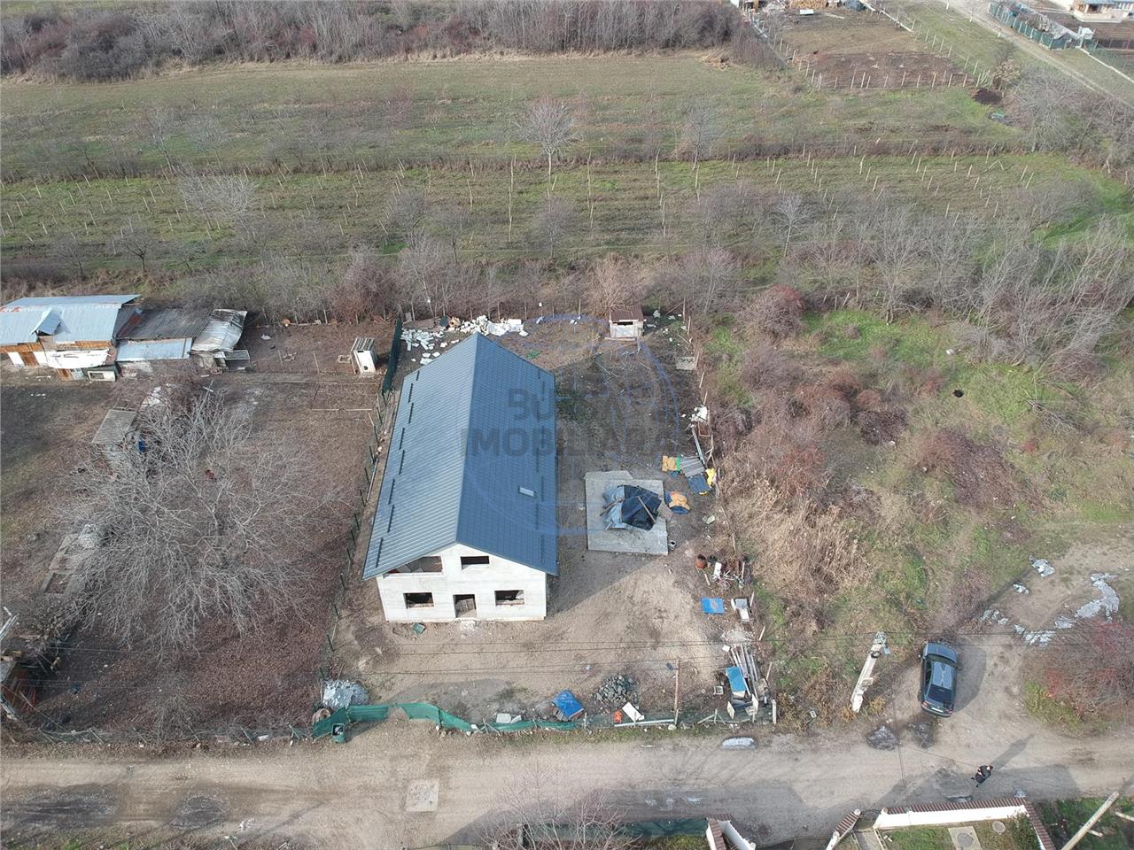 CASA LA GRI , UNIREA