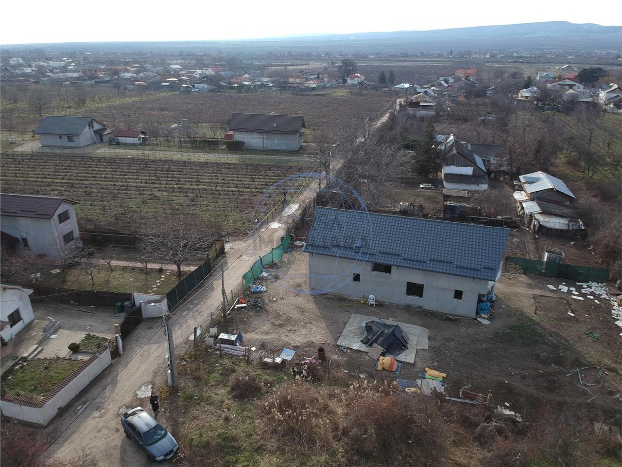 CASA LA GRI , UNIREA