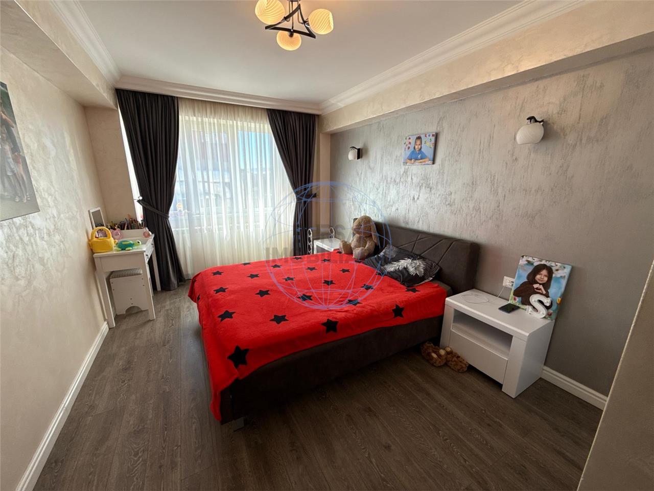 APARTAMENT 4 CAMERE ZONA PRIMARIE