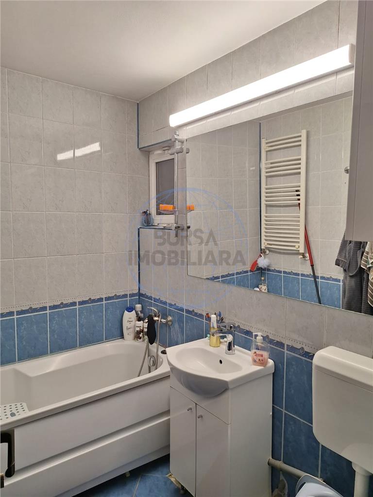 APARTAMENT 3 CAMERE, MEGA IMAGE, SUD