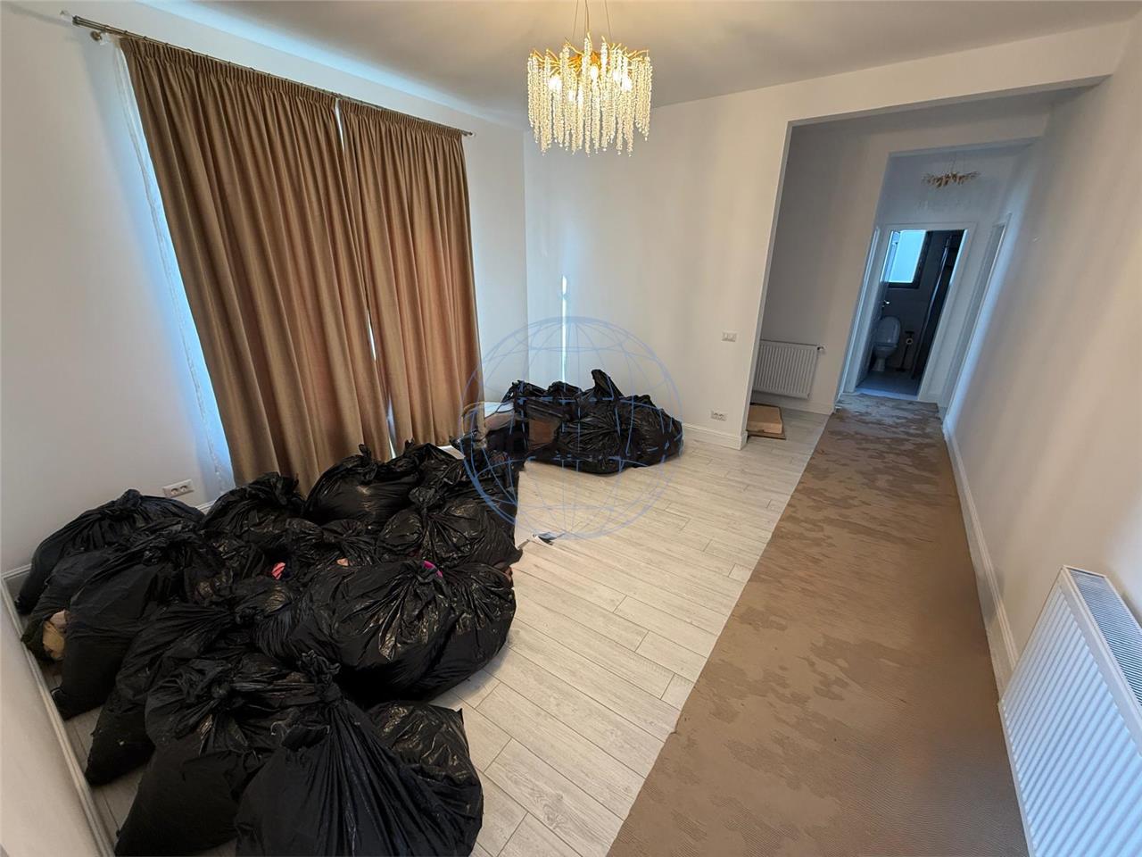 CASA INDIVIDUALA CAMPINEANCA, 300MP TEREN, 135MP  CASA