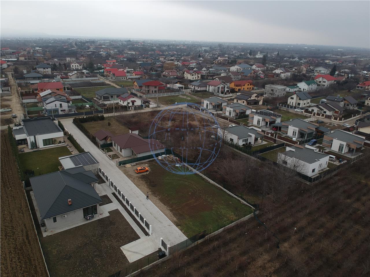 CASA INDIVIDUALA CAMPINEANCA, 300MP TEREN, 135MP  CASA