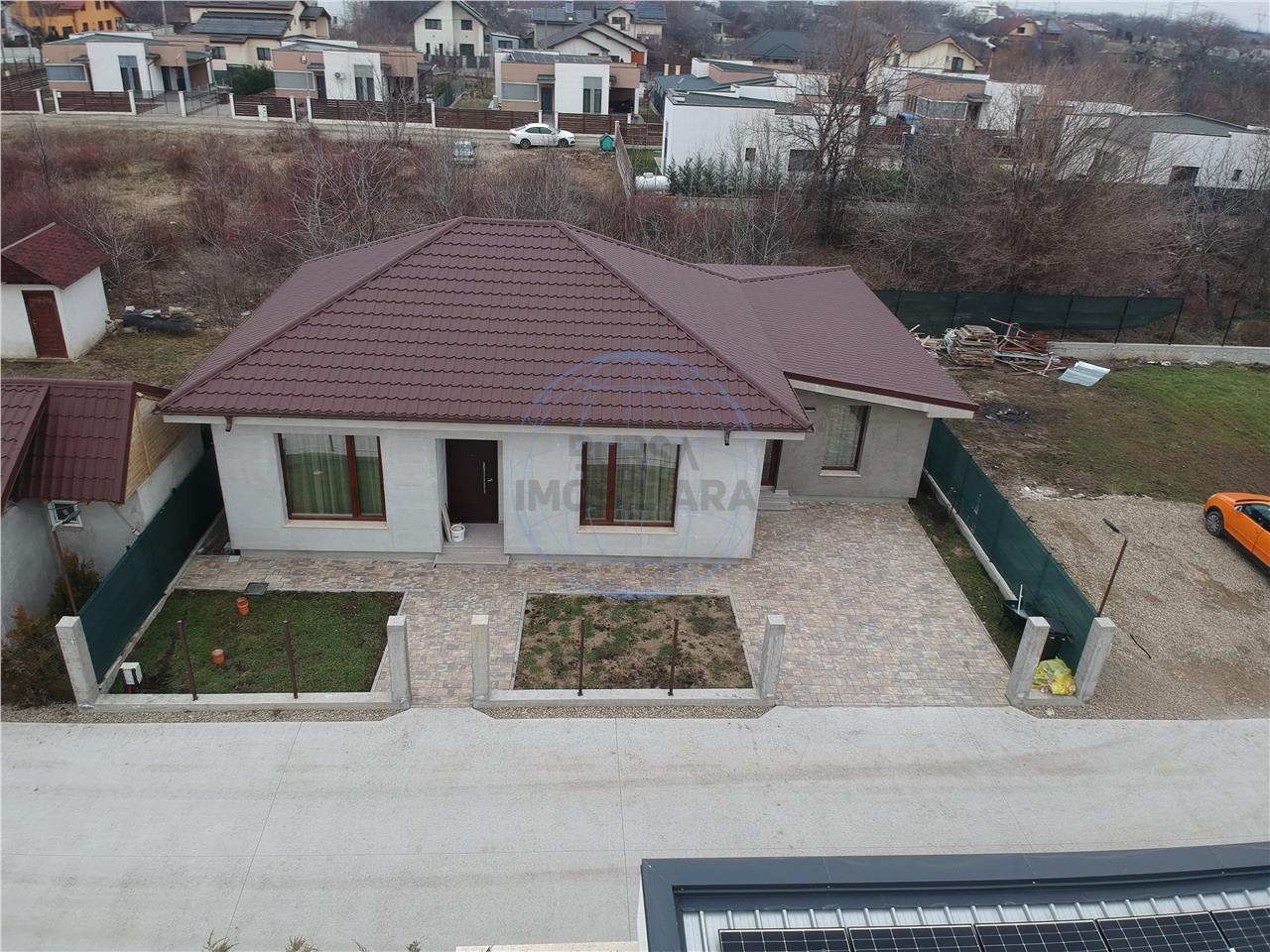 CASA INDIVIDUALA CAMPINEANCA, 300MP TEREN, 135MP  CASA