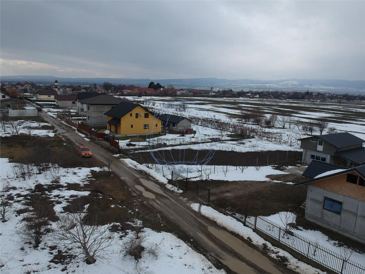 TEREN 650 CAMPINEANCA