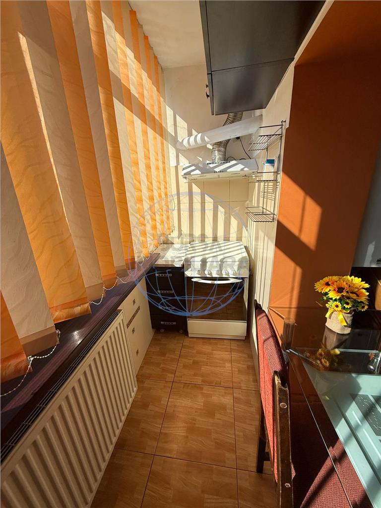 APARTAMENT 3 CAMERE, ETAJ 1, ZONA FINANTE