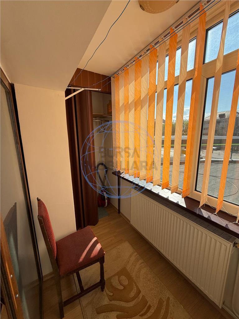 APARTAMENT 3 CAMERE, ETAJ 1, ZONA FINANTE