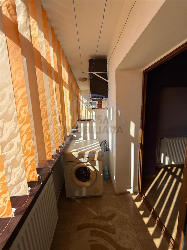 APARTAMENT 3 CAMERE, ETAJ 1, ZONA FINANTE