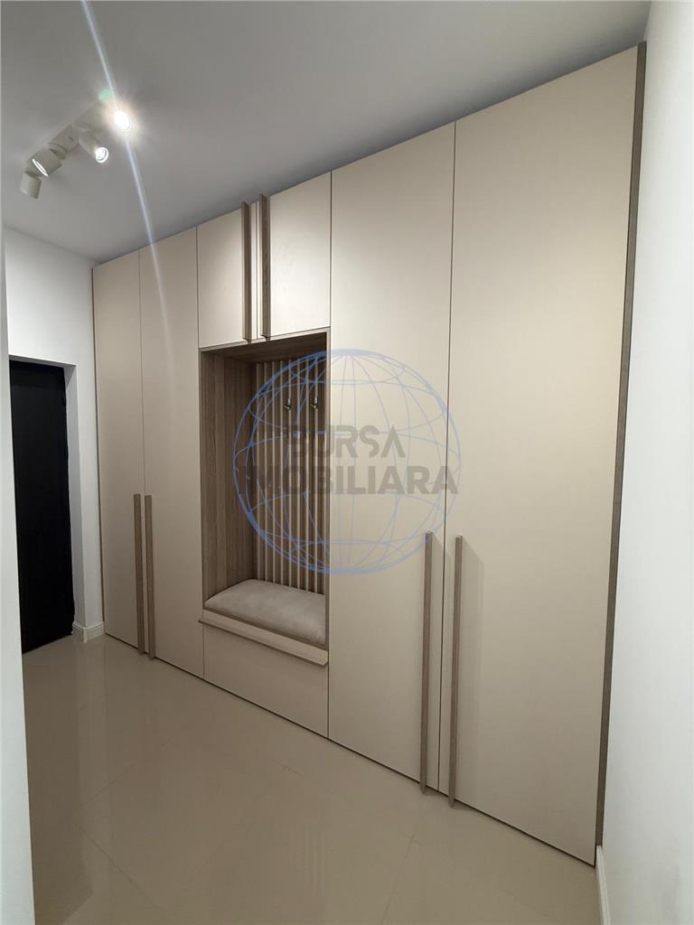 APARTAMENT 2 CAMERE, ETAJ 1, LOC DE PARCARE INCLUS