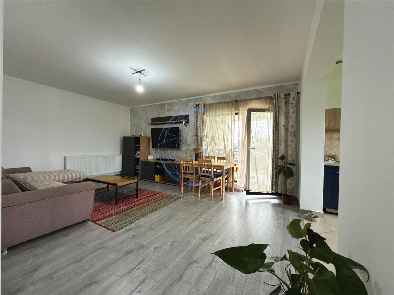 CASA 3 CAMERE  MANDRESTI