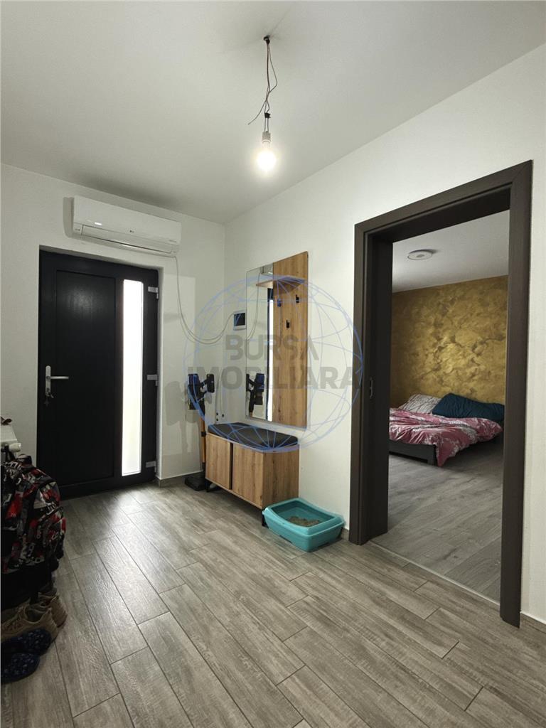 CASA 3 CAMERE  MANDRESTI