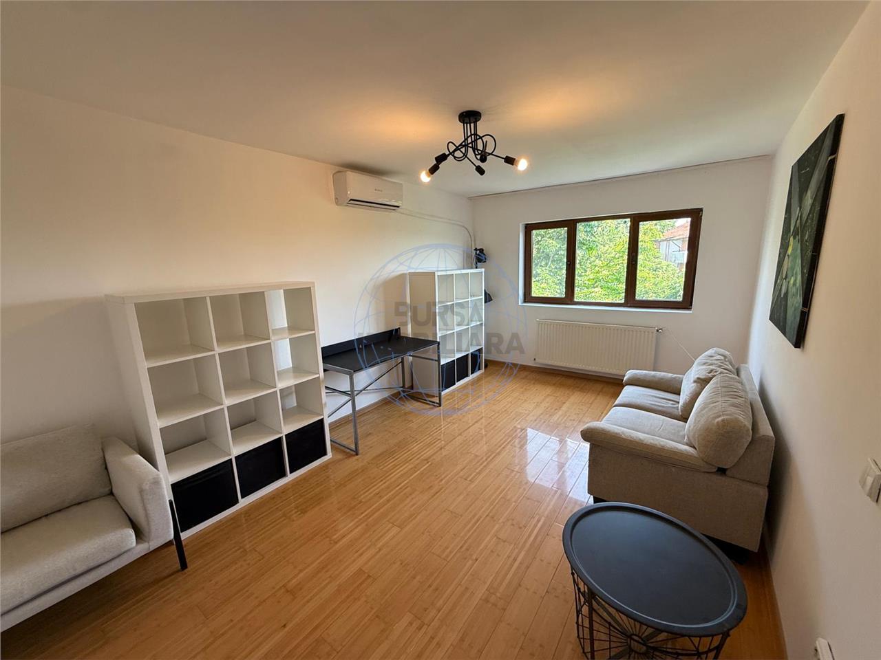 APARTAMENT 2 CAMERE, TRIBUNALUL VECHI