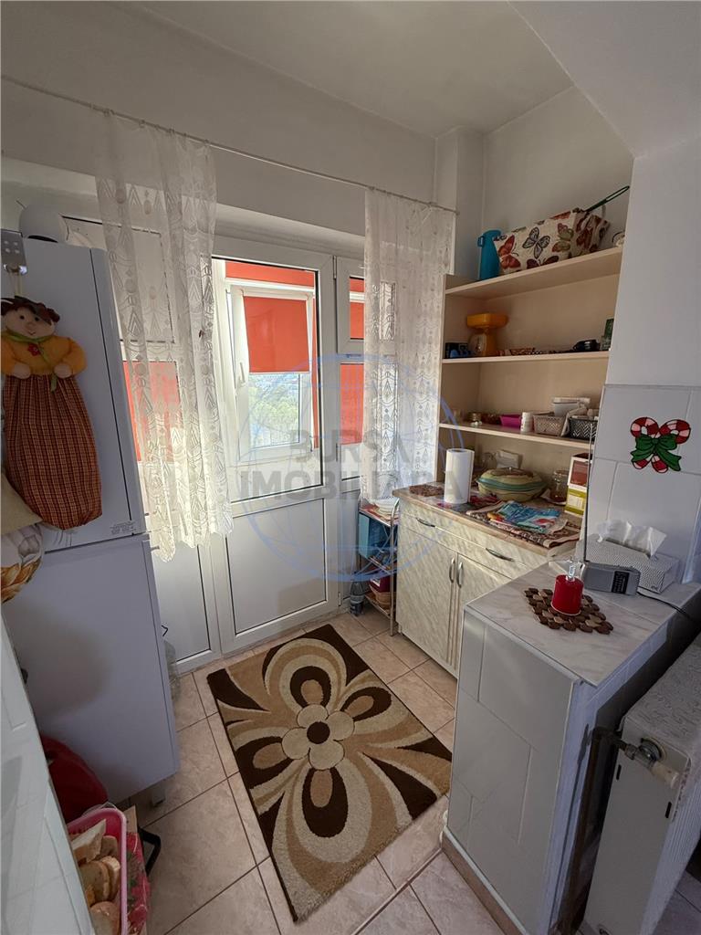 APARTAMENT 3 CAMERE BULEVARDUL UNIRII