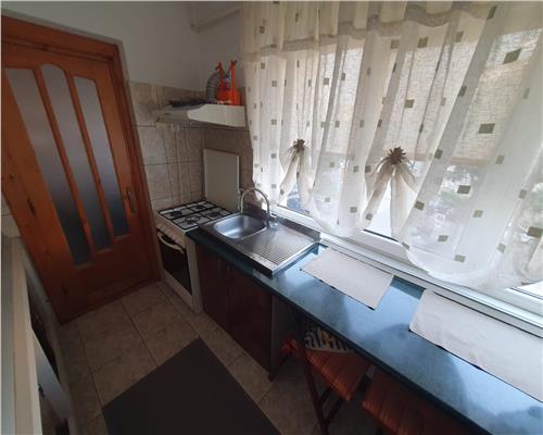 Apartament 2 camere, etaj 2, Primarie