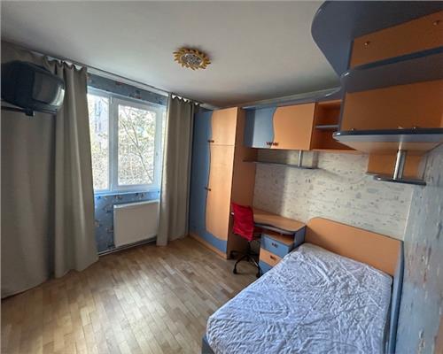 APARTAMENT 4 CAMERE, SECTOR 3, DRISTOR