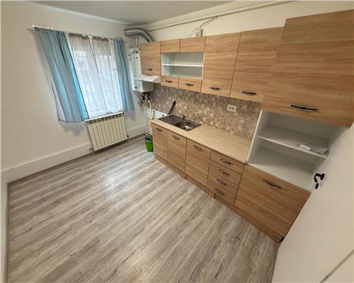 GARSONIERA PARTER DE INCHIRIAT