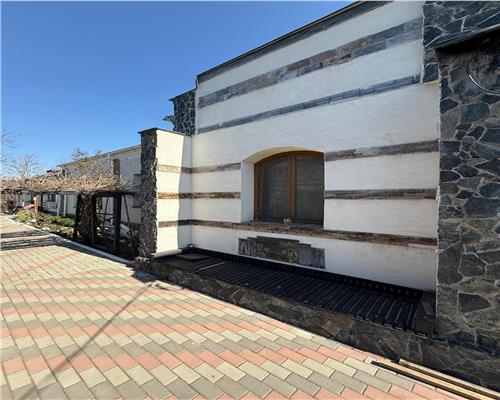 CASA/VILA DE VANZARE ZONA CENTRALA