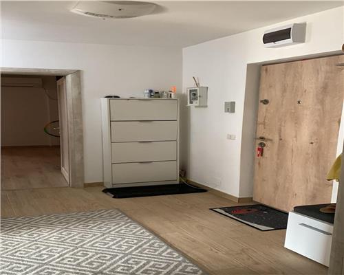 APARTAMENT 3 CAMERE, ETAJ 1, ULTRACENTRAL!