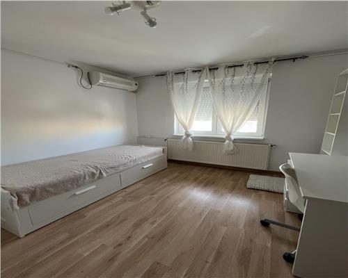 APARTAMENT 2 CAMERE, RAHOVA, LA 5 MIN DE STATIA DE TRANVAI