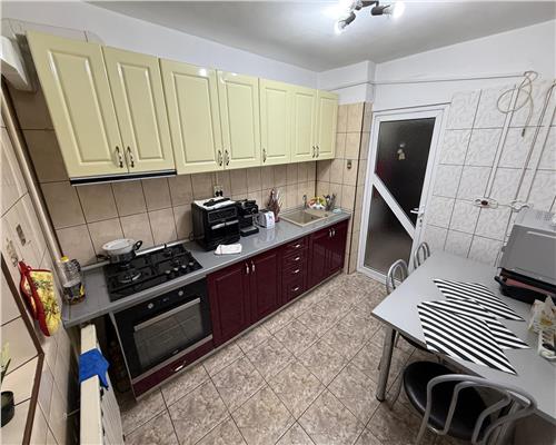 APARTAMENT 2 CAMERE, RAHOVA, LA 5 MIN DE STATIA DE TRANVAI